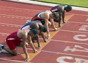 开云体育入口-孤胆英雄与钢铁洪流，苏亚雷斯扛旗前行，勒沃库森诠释现代火力压制